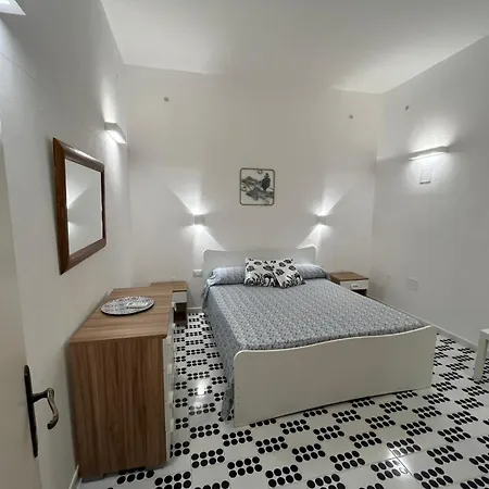 Novearchi Holiday home Torre Squillace